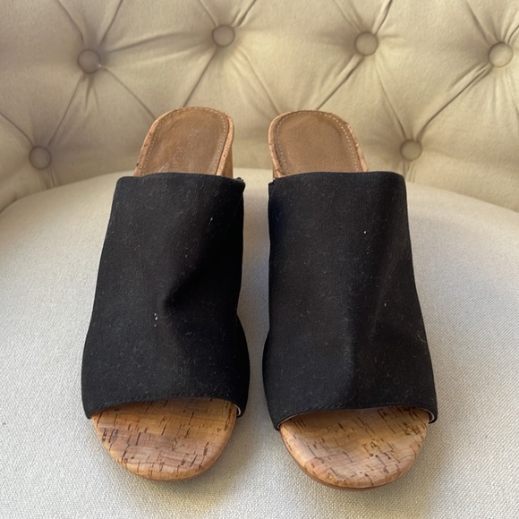 Aerosols slip on cork wedge - Picture 4 of 6